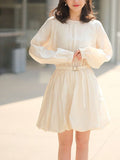2026 Spring New French Dredging Temperament Into The Shoulder Lantern Sleeve Belt Form Fluffy Dress Dress Dress Woman